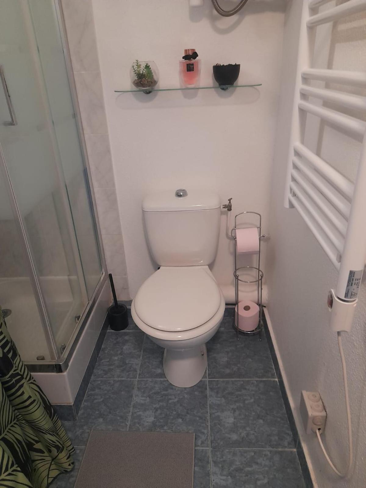 Apartamento Studio Climatise, Lumineux A 5 Min De La Promenade Des Anglais Niza Exterior foto